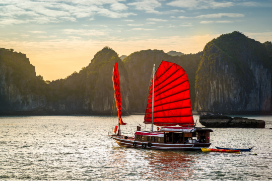 Ha Long Bay